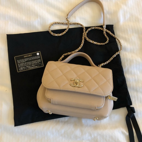 CHANEL Handbags - ❌SOLD❌Chanel flap bag with top handle